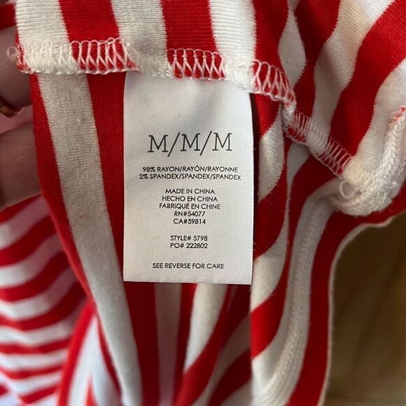 Cabi Red Striped Short Sleeve V-Neck Tee  Medium #5798 - Picture 5 of 5